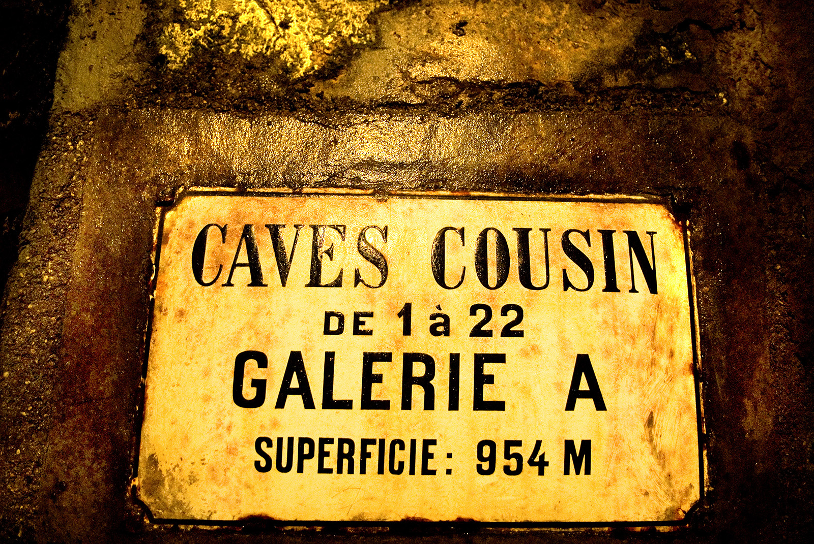 Caves MoŒt & Chandon, Öpernay, France.